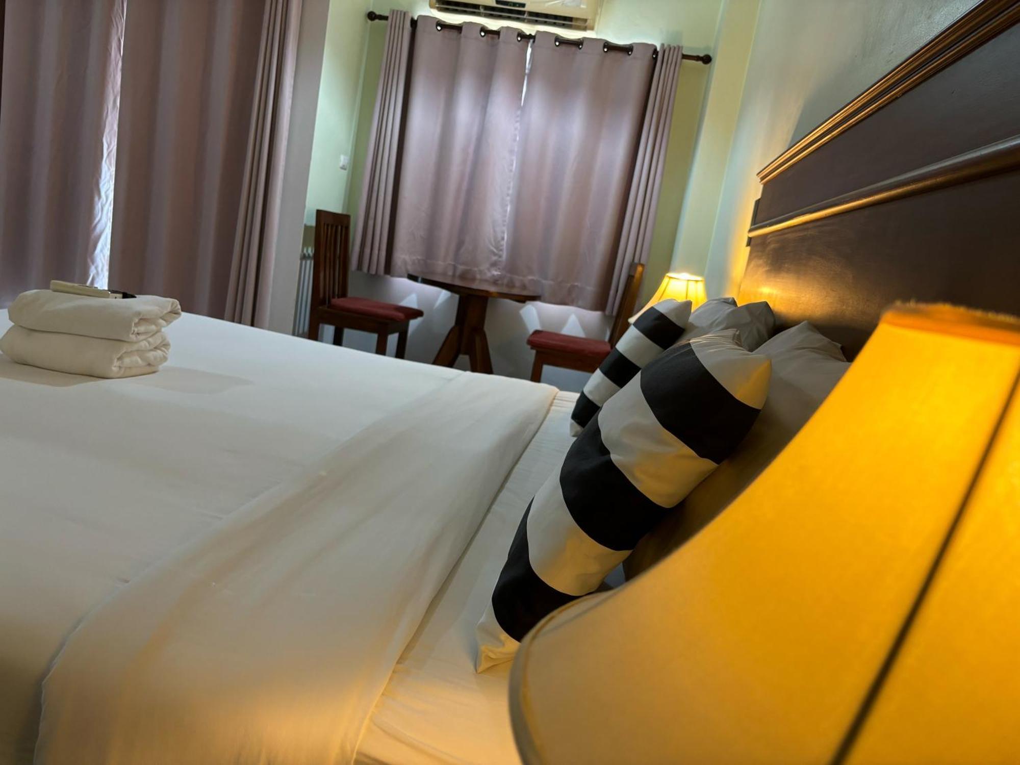 Sutus Court 1 Hotel Pattaya Eksteriør billede