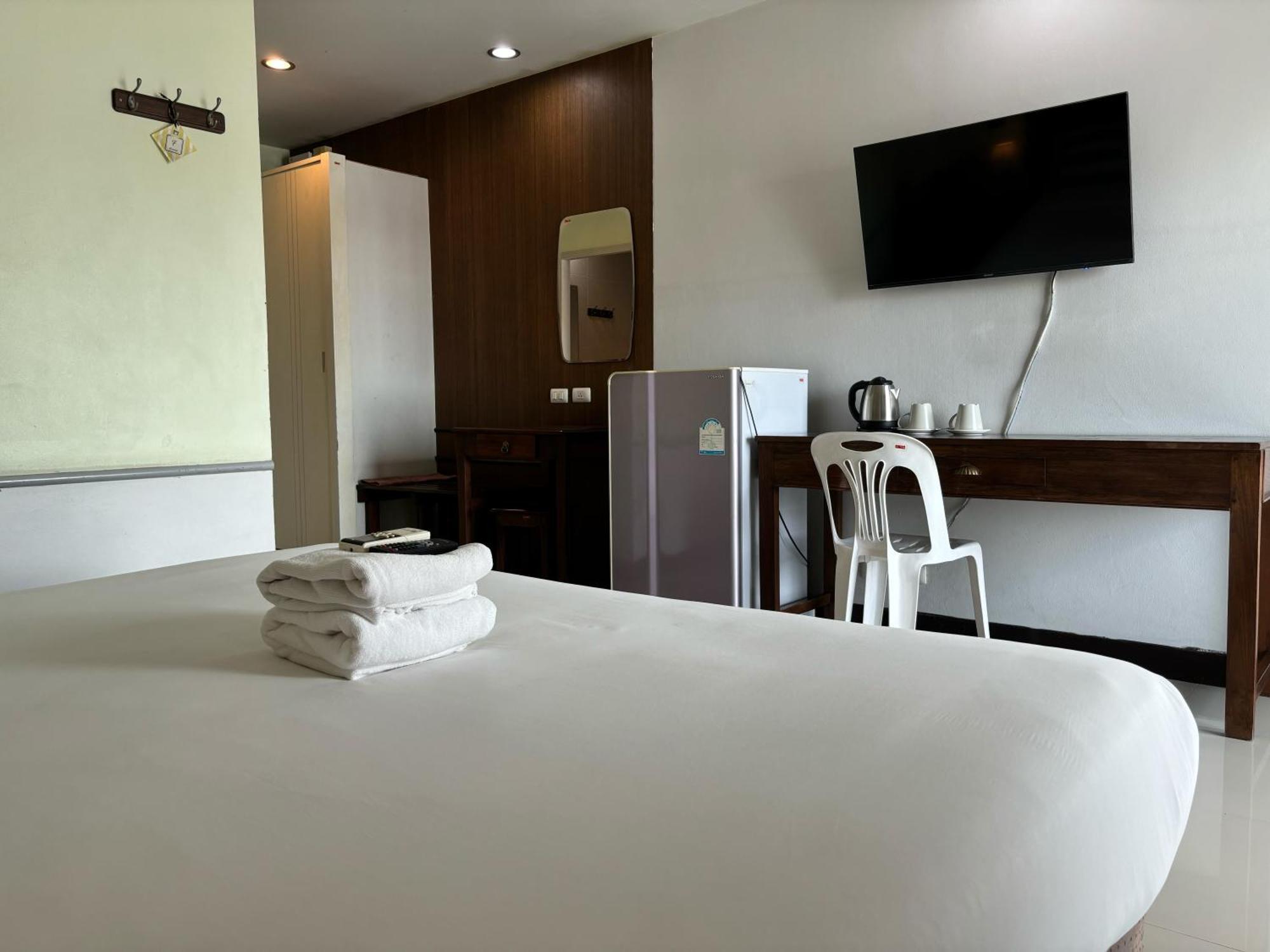 Sutus Court 1 Hotel Pattaya Eksteriør billede